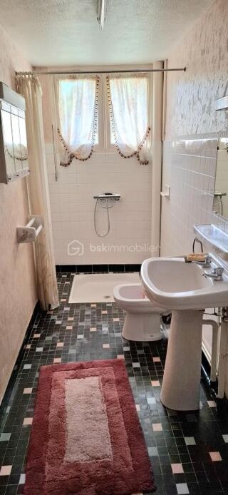  Maison � vendre 8 pi�ces 175 m�