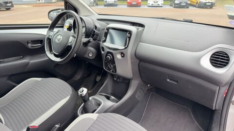 Aygo 1.0 72 X-Play 2019 occasion 76140 Le Petit Quevilly