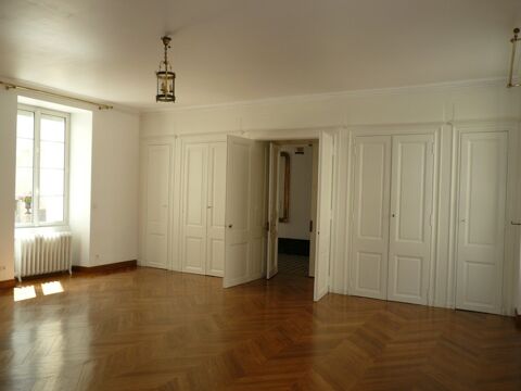  Appartement � louer 6 pi�ces 142 m�