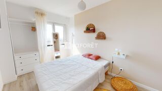  Appartement à louer 1 pièce 77 m²