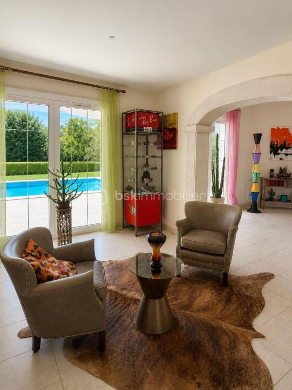 Villa familiale avec piscine sur parcelle exceptionnelle de 2 900 m²
