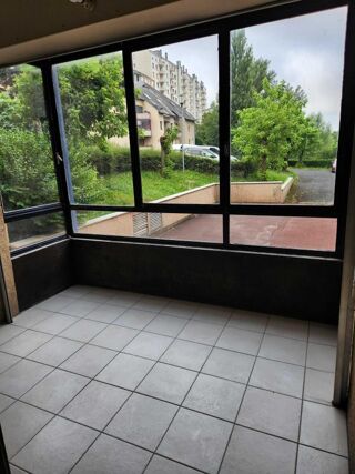 Appartement à louer 2 pièces 35 m²