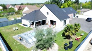  Proprit/chteau  vendre 9 pices 250 m Mereau