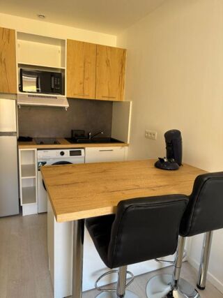  Appartement à louer 1 pièce 21 m²
