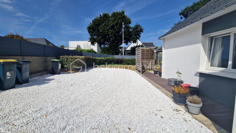 LARMOR PLAGE (56620)  Maison familiale de 152 m², 2 chambres + 2 suites parentales, une véranda, jacuzzi , deux garages