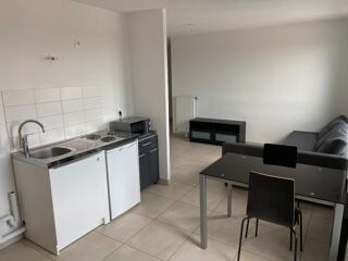  Appartement à louer 1 pièce 33 m²