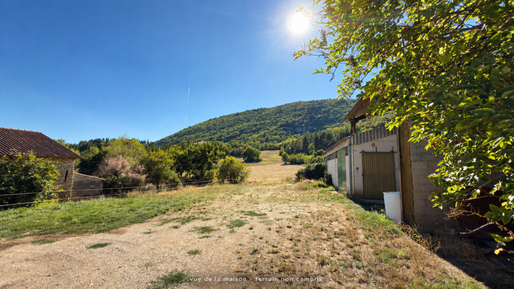 Maison à vendre 7 pièces (84) - 210m2 couverts dont 97m2 actuellement habitables