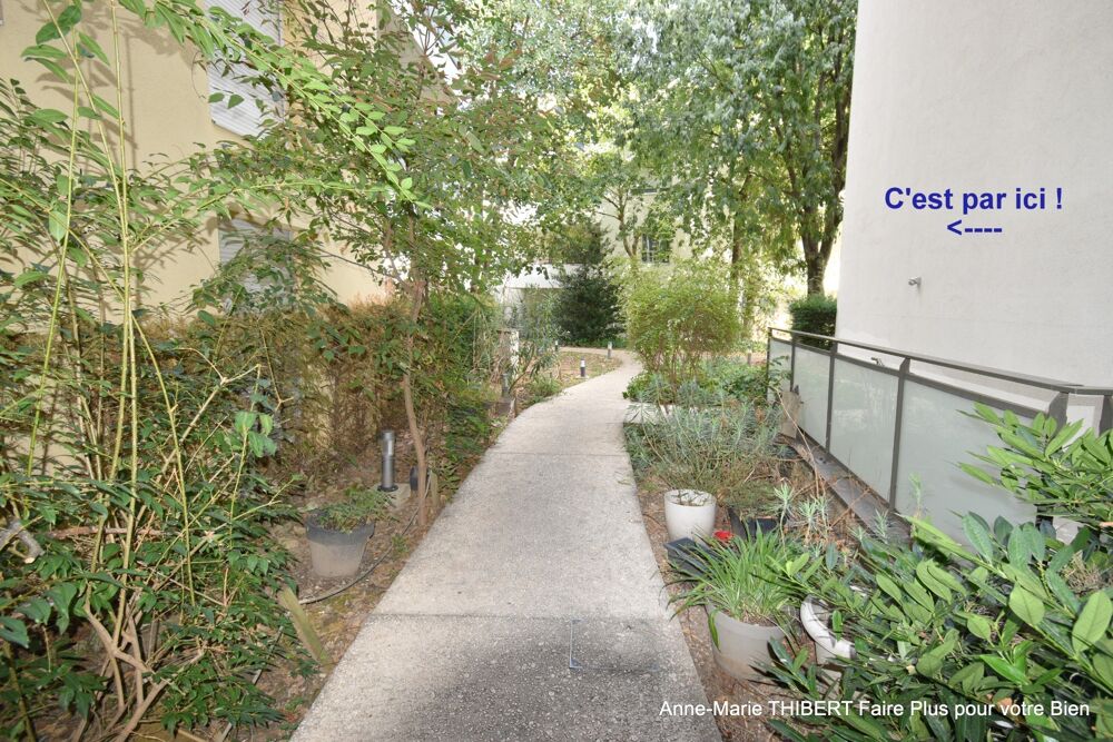 Vente Appartement Appartement à vendre 3 pièces LYON 8EME ARRONDISSEMENT (69) avec grand garage Lyon 8