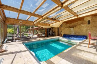  Maison à vendre 10 pièces 550 m²