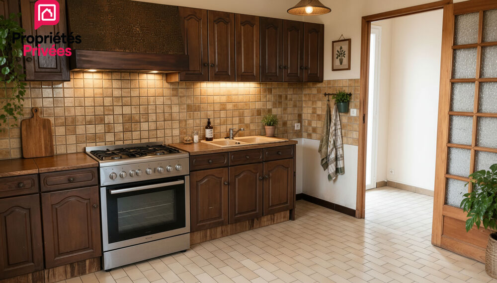 Vente Maison Spacieuse maison 4 chambres, un bureau ,grand  garage, atelier, avec vue., au calme Bagnols sur ceze