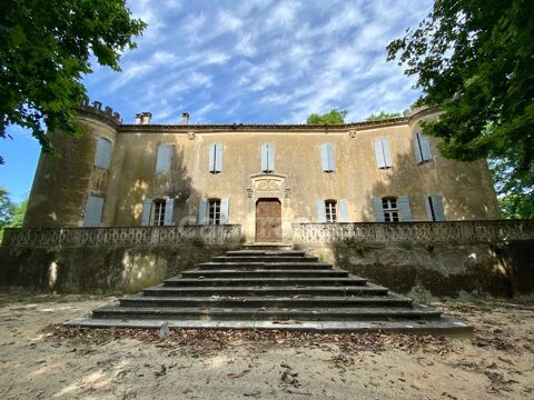   Dpt Gard (30), à vendre dans le Gard, propriété viticole en AOP Côtes du Rhône sur 25 hectares avec Château du XVème siècle 