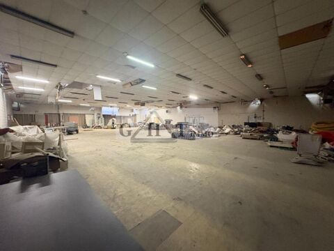 ENTREPOT 830 M&sup2; + 400  M&sup2; DE BUREAU AU CHATELET EN BRIE 7150 77820 Le chatelet en brie
