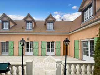  Maison  vendre 8 pices 270 m