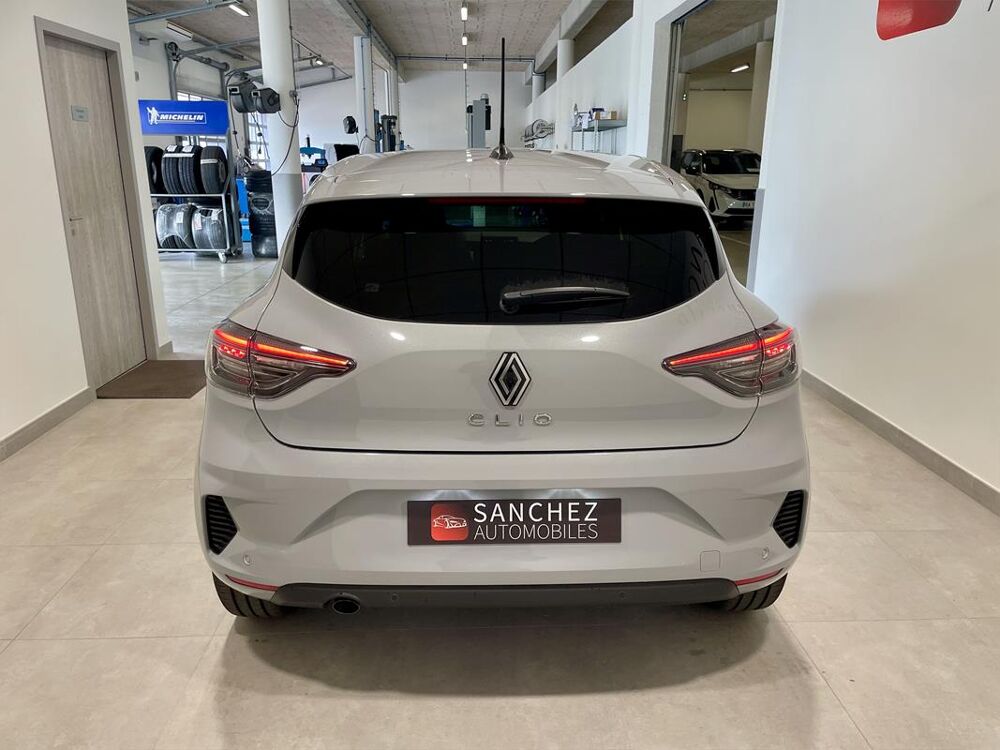 Clio V (2) 1.5 DCI 100 EVOLUTION 2025 occasion 52000 Chamarandes-Choignes