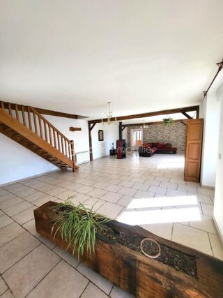  Maison � vendre 6 pi�ces 220 m�