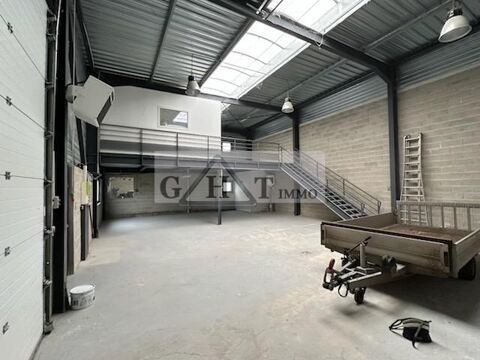 ENTREPOT BUREAU DE 200 A LOUER A MEAUX 1820 77100 Meaux