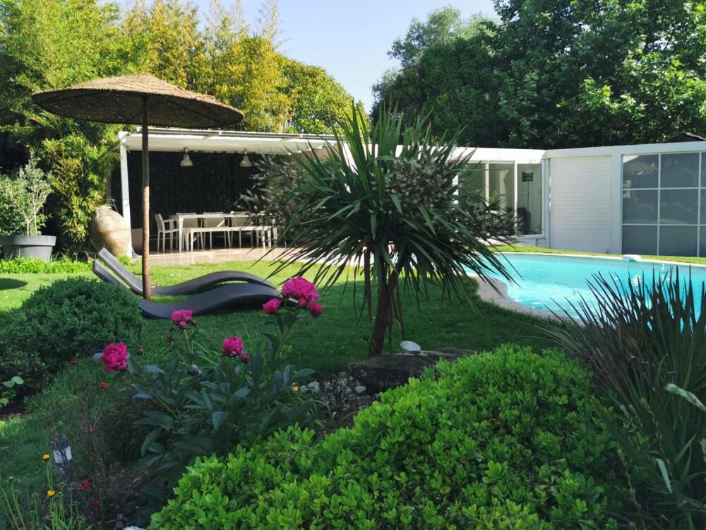 Vente Maison Maison à vendre 7 pièces CABRIES (13) sans vis-à-vis, proche Aix-en-Provence Cabries