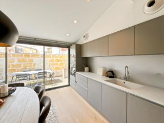  Appartement � vendre 4 pi�ces 207 m�