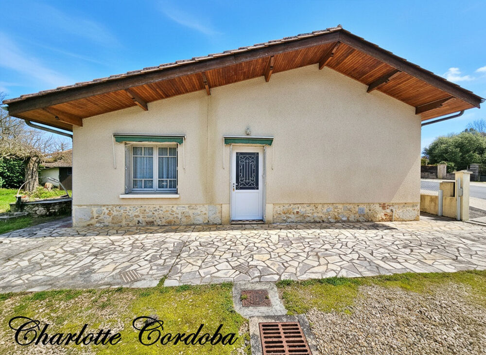 Maison plain-pied 3 chambres - Double garage - Dépendances - 2980 m² de terrain et bois