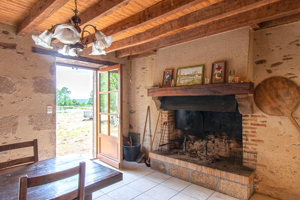 � vendre  Propri�t�/ch�teau Boussac (23600)