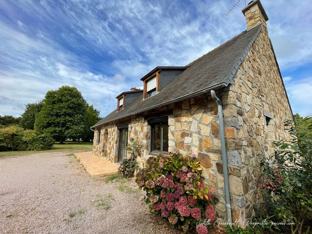 Vente Propriété/Château Maison  atypique bretonne de 150 m2 (négociable) Plouha