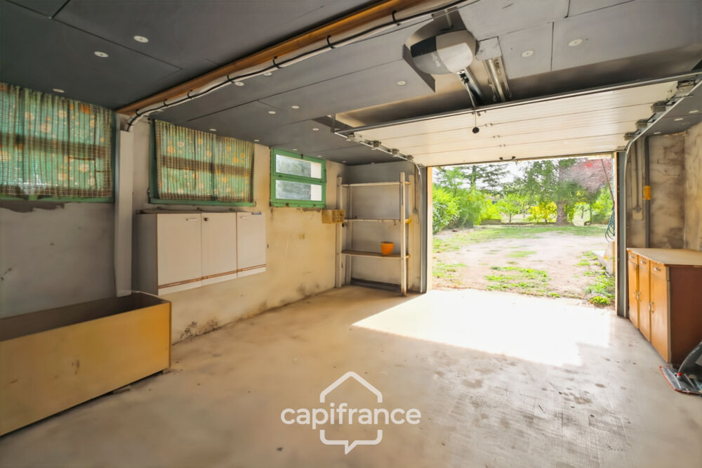 Maison à rénover 3 chambres avec jardin, garage et vue sur le Revermont, à Beaufort-Orbagna (39)