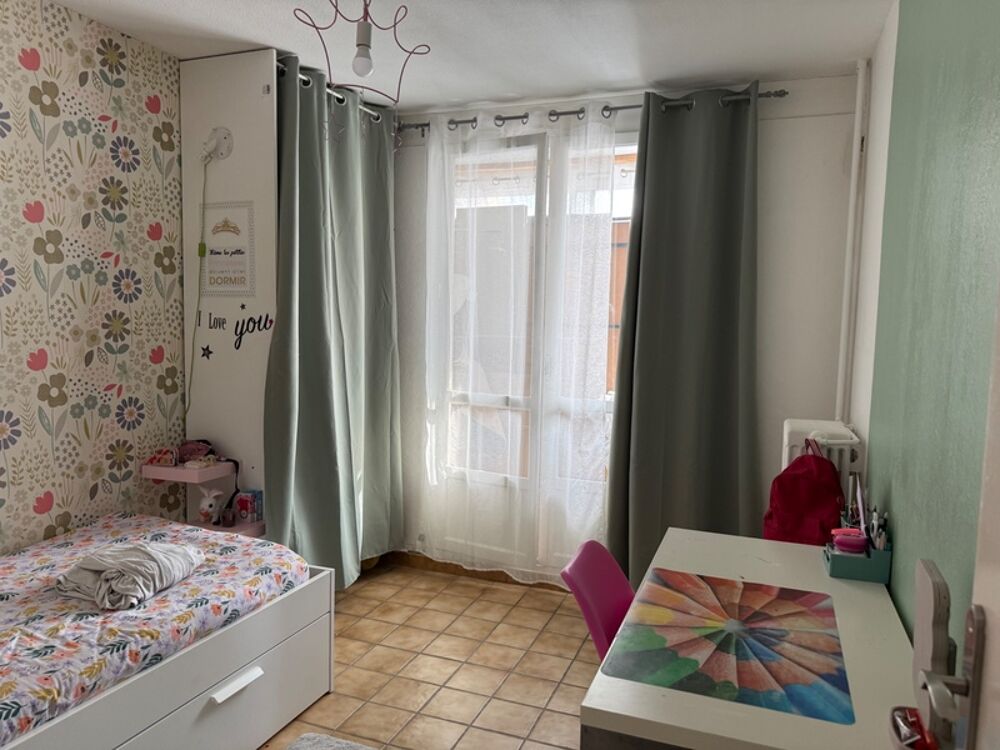 Appartement à vendre 4 pièces MIRAMAS (13)
