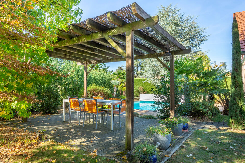 à vendre  Maison La Tour-de-Salvagny (69890)