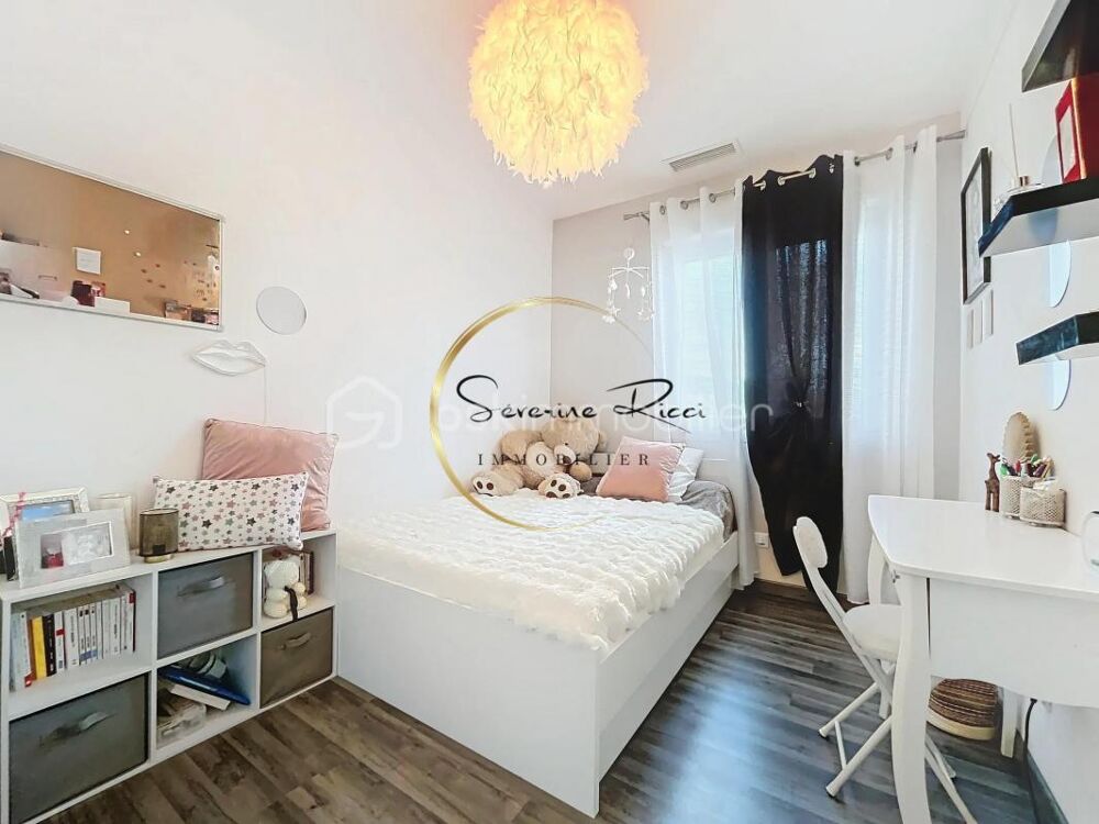 VILLA DE 145 M²