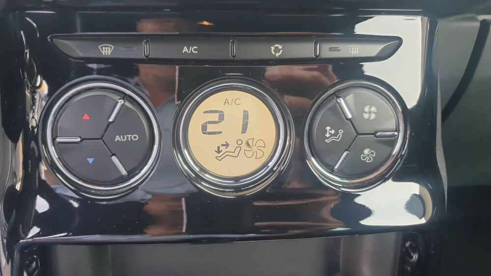 DS3 1.2 PureTech 110 Connected Chic 2018 occasion 63000 Clermont Ferrand