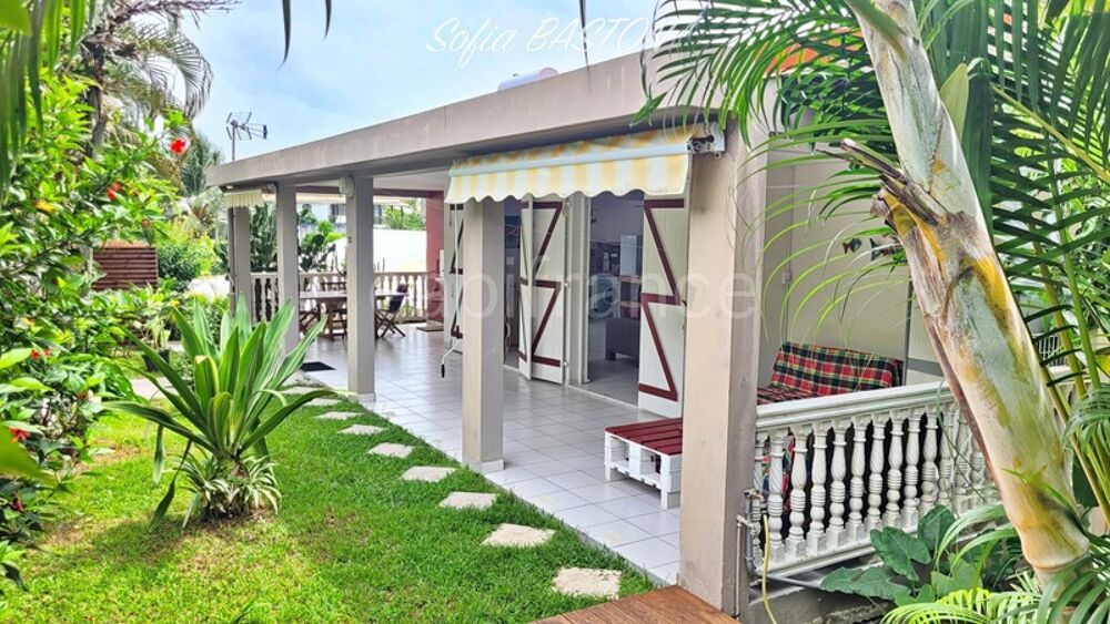 À VENDRE 972 MARTINIQUE  LES TROIS-ÎLETS  MAISON 209 M² HABITABLES  4 LOGEMENTS  JARDIN ET TERRASSES