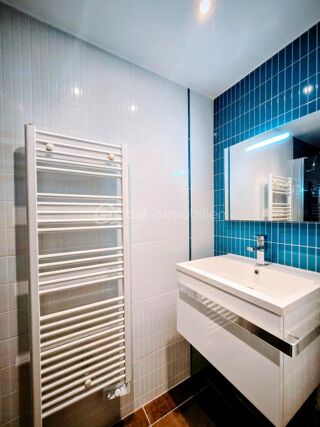  Villa à vendre 7 pièces 215 m²