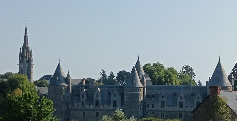 Vente Terrain Grand terrain de plus de 3 000 m2 avec vue sur le château de Josselin (Morbihan - Bretagne) Josselin