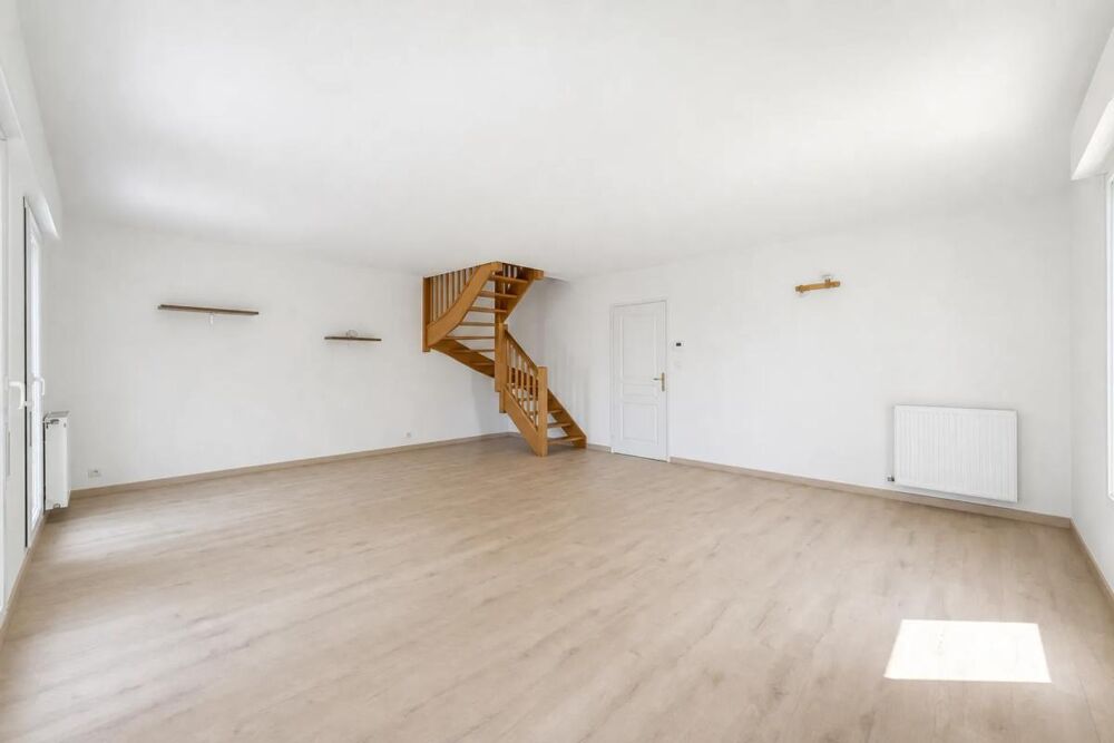 Duplex de 5 pièces de 96 m² à Talence proche CHU