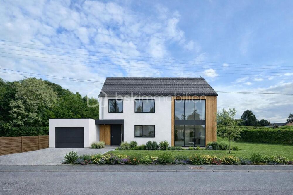 Vente Terrain Rare à la vente – Terrain d'Exception au Pied du Château – 25 M de façade  – 1000 m² de Nature et de Calme Ham sous varsberg