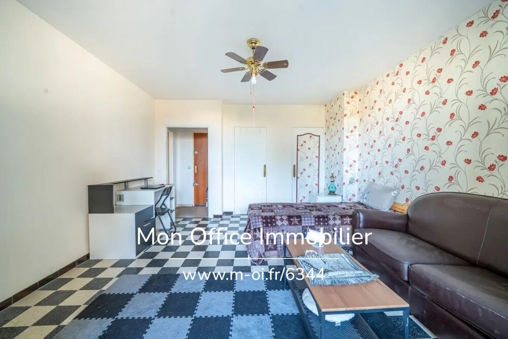 Référence : 6344-MCO - Exclusivité Appartement 1/2 pièces d'une surface de 35 m2 au dernier étage plus parking privatif et cave