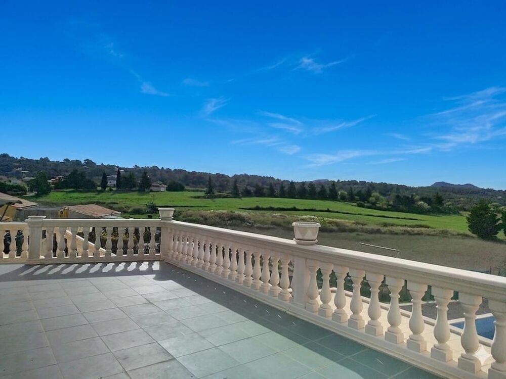 Vente Maison Maison individuelle de plain-pied avec piscine , Tavernes Tavernes
