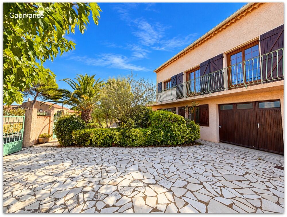 Grande villa familiale de 204 m² avec appartement indépendant, terrain piscinable de 2 178 m² et vue dégagée - Roujan (34320)