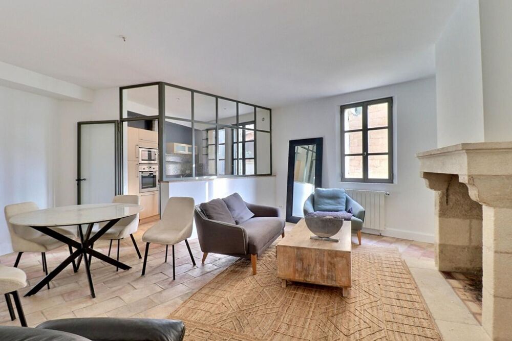 Vente Maison Maison de ville rénovée avec terrasse et garage Uzes