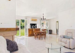  Villa à vendre 6 pièces 126 m²