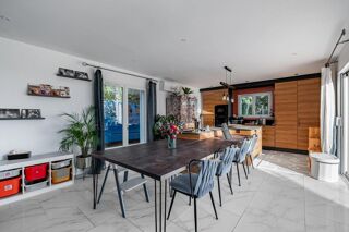  Villa  vendre 7 pices 190 m