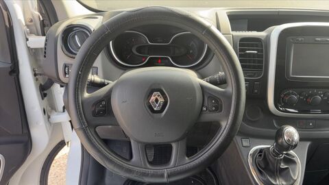 Trafic Fourgon L1H1 III 1.6 dCi 125 Grand Confort - 3 places 2017 occasion 20114 Figari