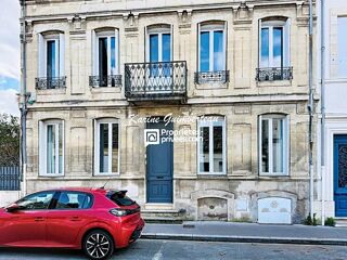  Propriété/château à vendre 7 pièces 182 m²