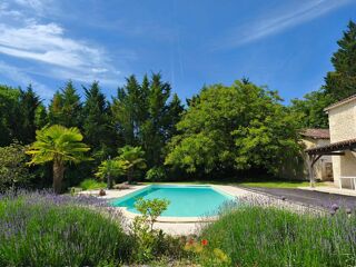  Maison � vendre 10 pi�ces 295 m�