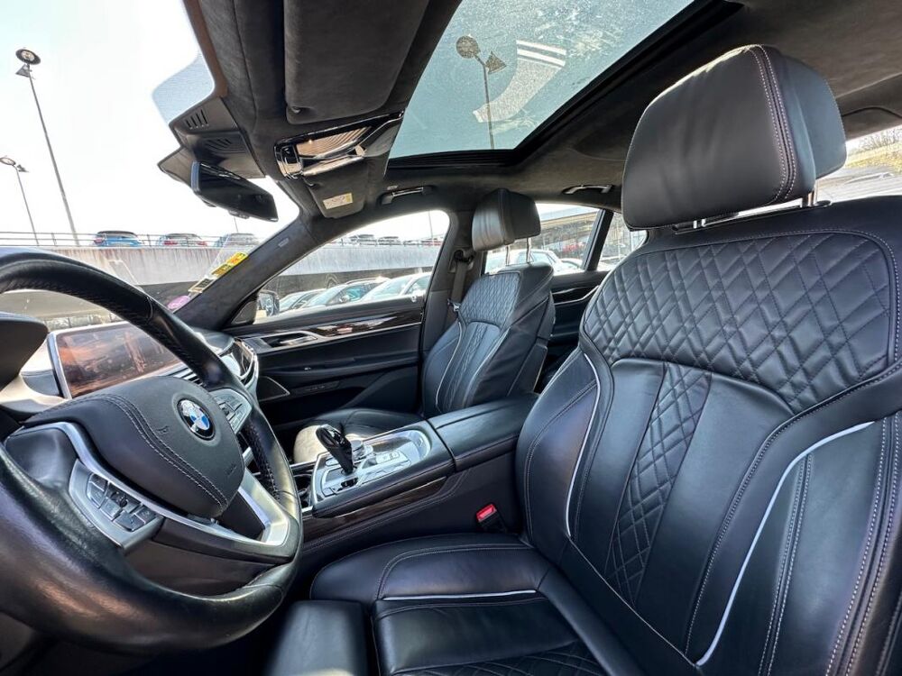 S&eacute;rie 7 (G11) 740E IPERFORMANCE 326 EXCLUSIVE 2019 occasion 78240 Chambourcy