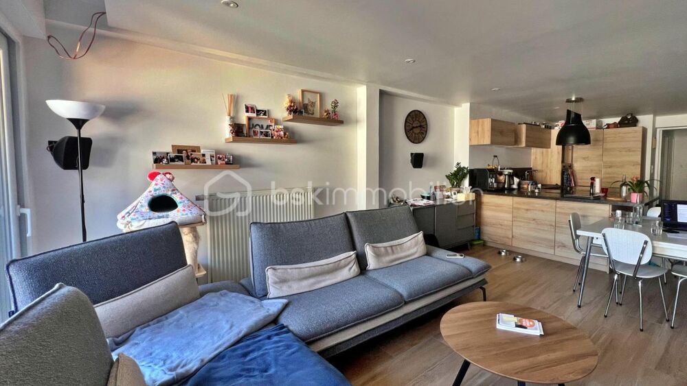 Appartement entièrement renové de 85.5m²