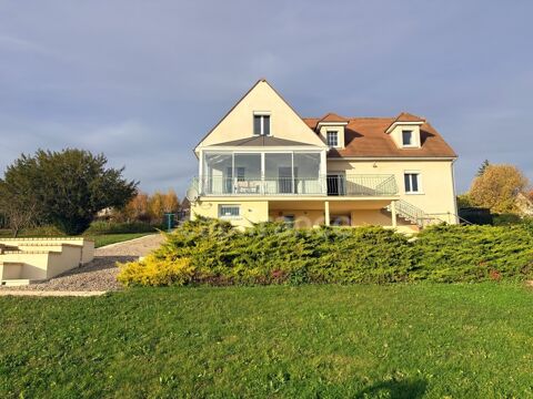   Maison � vendre de 179 m2 SAINT BRIS LE VINEUX (89) 4 chambres plus bureau sous-sol garage Terrain de 2100 m2 Maison - 9 pi�ce(s) - 179 m�