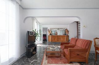  Maison � vendre 8 pi�ces 219 m�