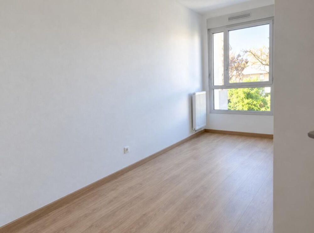 Location Appartement T4 avec balcon et garage à ANNEMASSE Annemasse