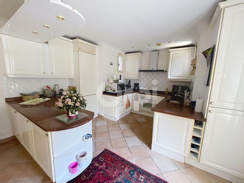 � vendre  Appartement Antibes (06600)